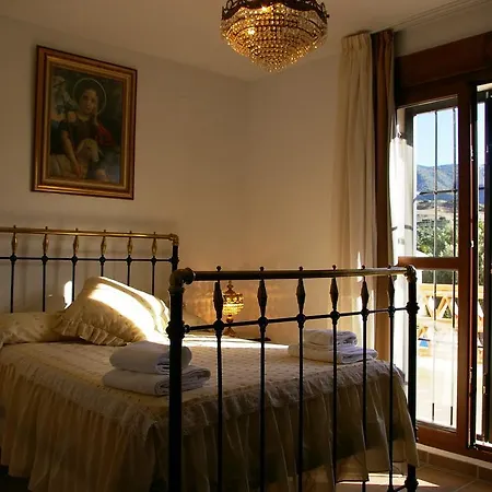 Guest house Y Rural Naranjos 2*