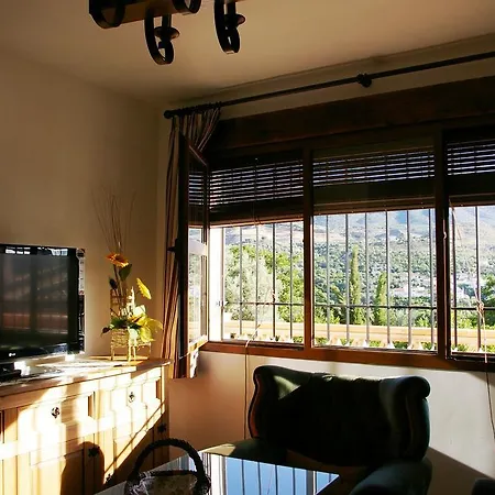 Y Rural Naranjos Guest house 2*