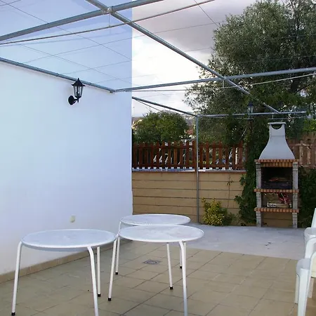 Y Rural Naranjos Guest house 2*
