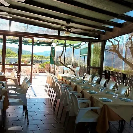 Y Rural Naranjos Guest house 2*